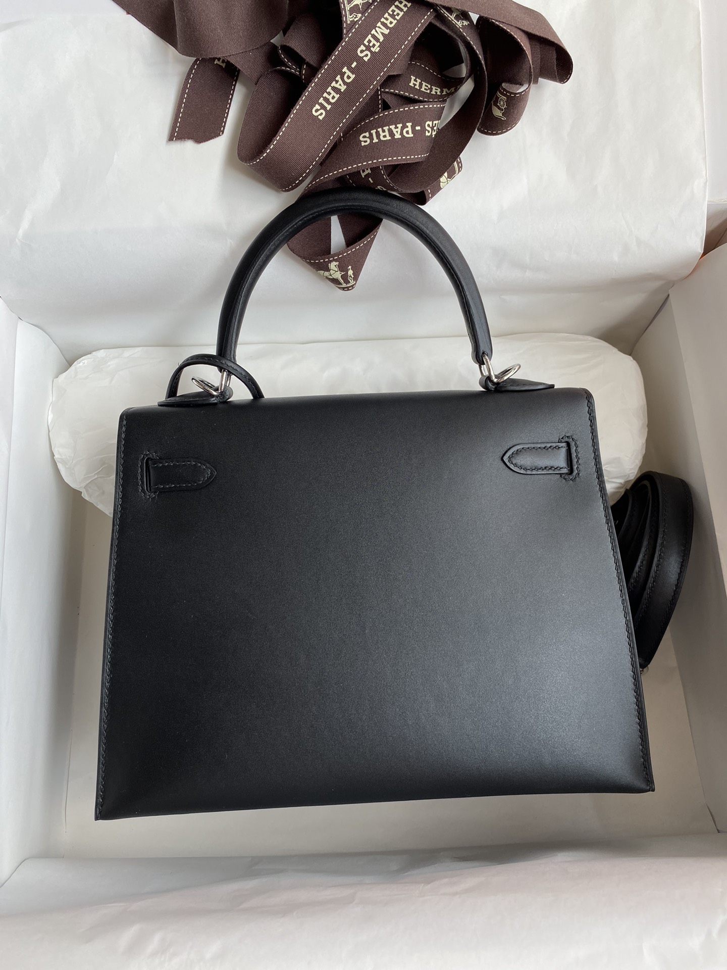 Hermes Kelly 28cm Handbag Shoulder Bag in Black Box Leather